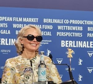 L’éclat discret de Pamela Anderson à la Berlinale