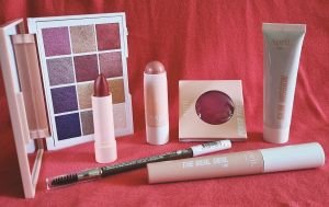Le maquillage estival : couleurs vives et luminosité